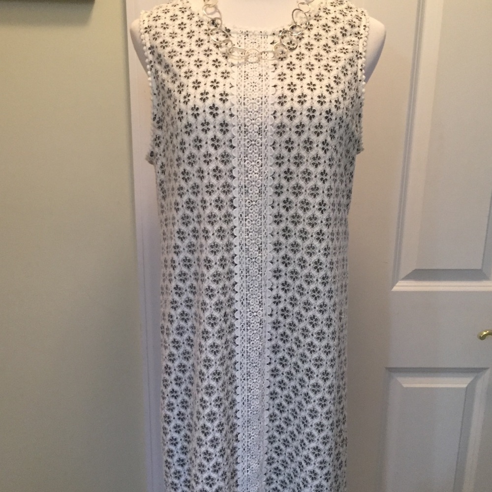 London Times eyelet black and white lace dress